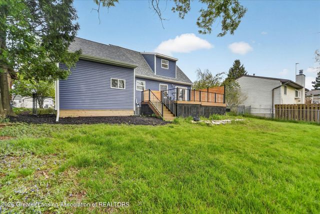 4221 Chickory Lane, Lansing, MI 48910