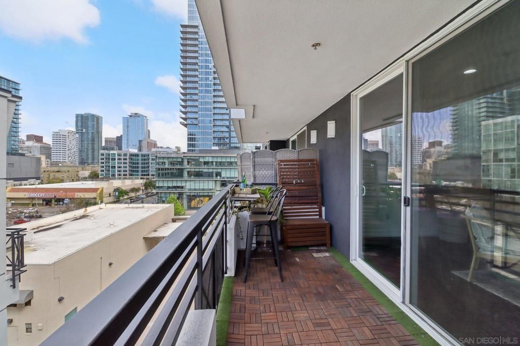 550 Park Blvd 2501, San Diego, CA 92101 — photo 2