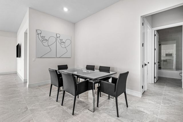 12325 Frontline Lane, Palm Beach Gardens, FL 33412