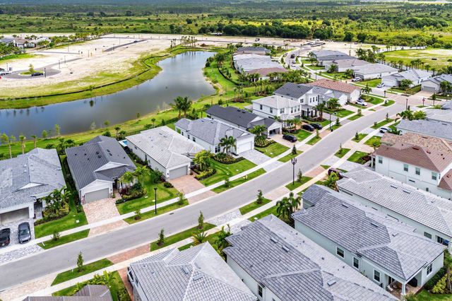 12325 Frontline Lane, Palm Beach Gardens, FL 33412