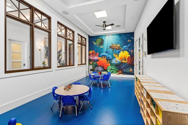 12325 Frontline Lane, Palm Beach Gardens, FL 33412