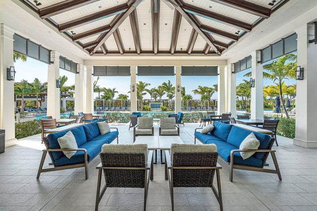 12325 Frontline Lane, Palm Beach Gardens, FL 33412