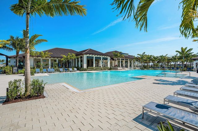 12325 Frontline Lane, Palm Beach Gardens, FL 33412