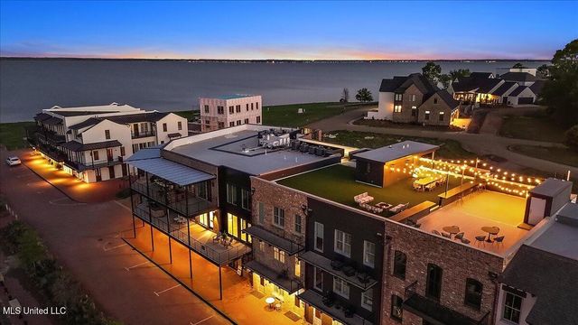 145 Republic Street, 703, Madison, MS 39110