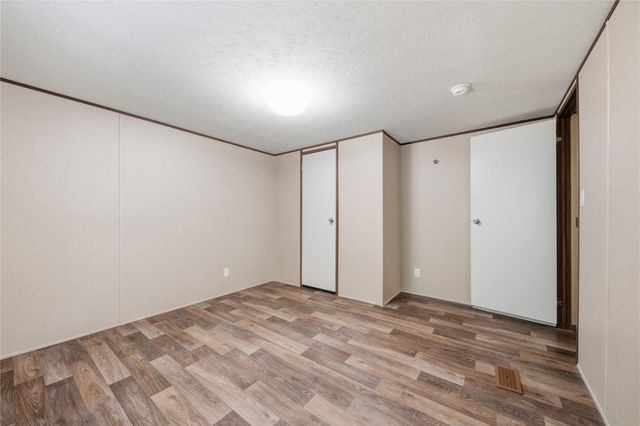 100 St Croix Dr, Point Blank, TX 77364