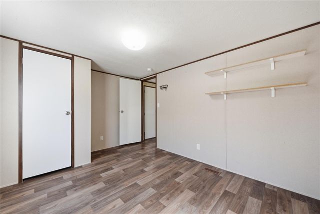 100 St Croix Dr, Point Blank, TX 77364