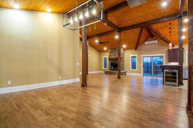 1224 Hangar Drive, Springfield, TN 37172