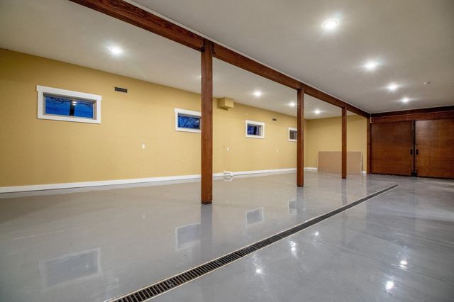 1224 Hangar Drive, Springfield, TN 37172