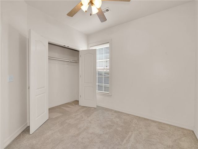 528 N Brices Cross Drive, Fayetteville, AR 72704