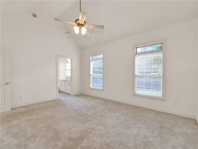 528 N Brices Cross Drive, Fayetteville, AR 72704