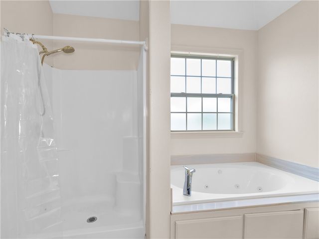 528 N Brices Cross Drive, Fayetteville, AR 72704