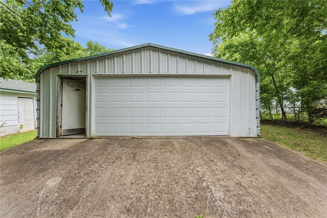 362 S Napier Avenue, Fayetteville, AR 72701