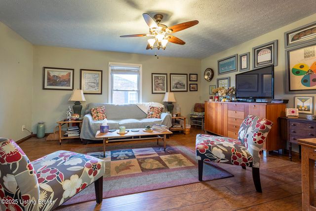 144 Hurstbourne Dr, Bardstown, KY 40004