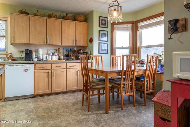 144 Hurstbourne Dr, Bardstown, KY 40004