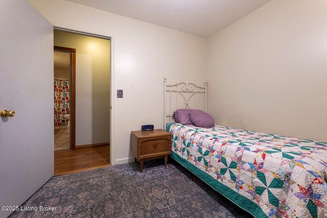 144 Hurstbourne Dr, Bardstown, KY 40004