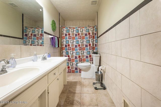 144 Hurstbourne Dr, Bardstown, KY 40004