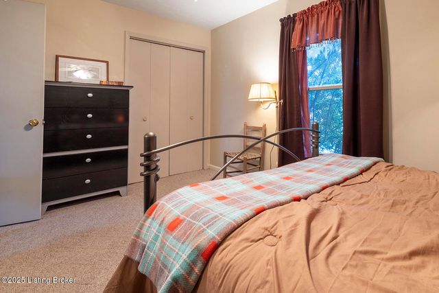 144 Hurstbourne Dr, Bardstown, KY 40004