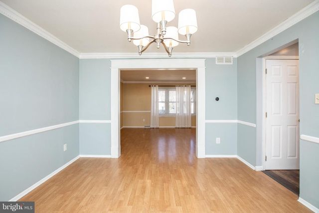 2 DONCASTER RD, Cherry Hill, NJ 08003