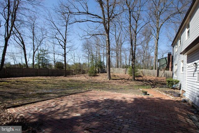 2 DONCASTER RD, Cherry Hill, NJ 08003