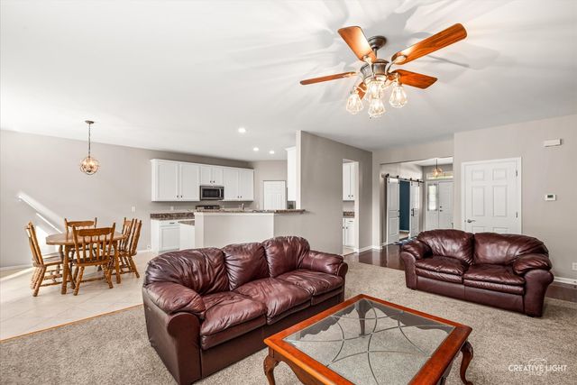 1315 Slater Street, Sugar Grove, IL 60554