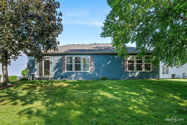 1315 Slater Street, Sugar Grove, IL 60554