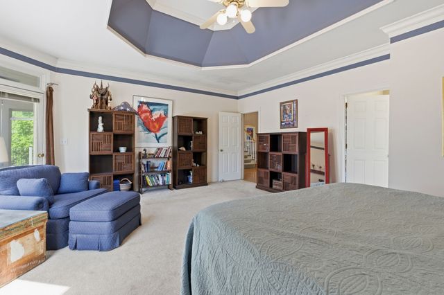 305 Harbor Dr, Old Hickory, TN 37138