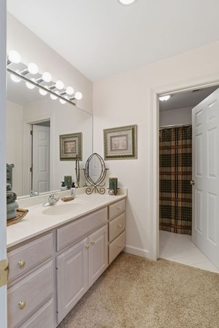 305 Harbor Dr, Old Hickory, TN 37138