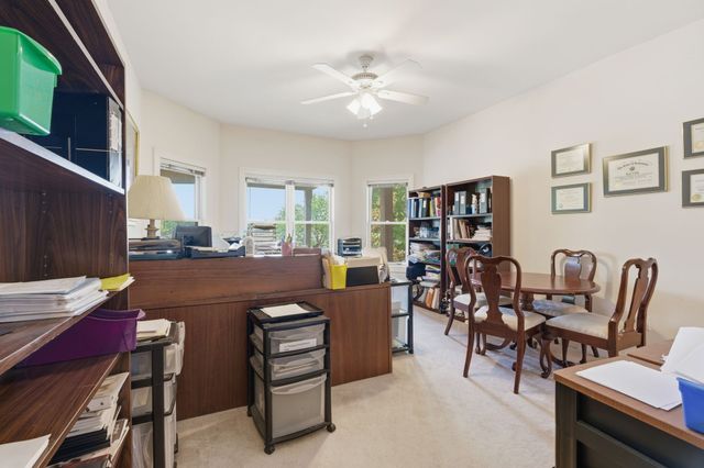 305 Harbor Dr, Old Hickory, TN 37138
