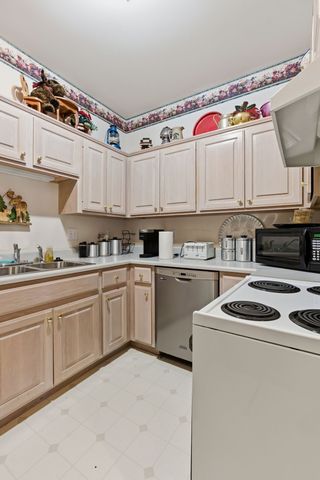 305 Harbor Dr, Old Hickory, TN 37138