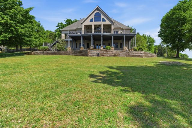 305 Harbor Dr, Old Hickory, TN 37138