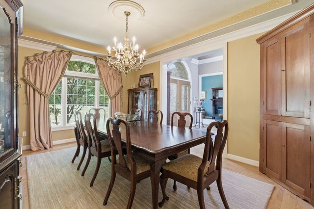 305 Harbor Dr, Old Hickory, TN 37138
