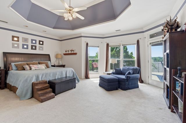 305 Harbor Dr, Old Hickory, TN 37138