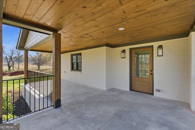 32 Church Street, Taylorsville, GA 30178