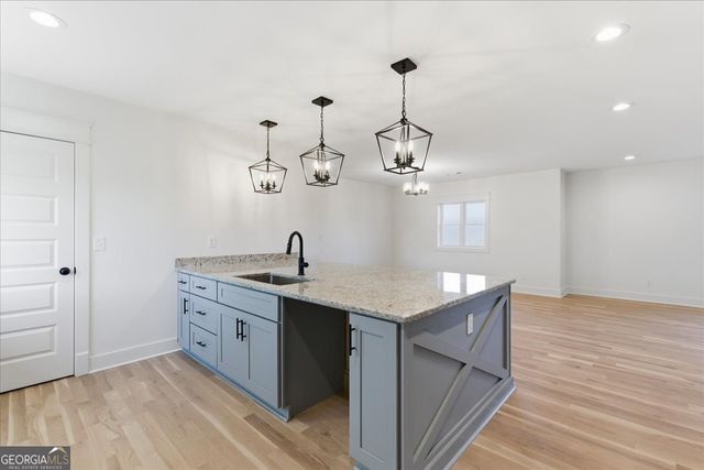 32 Church Street, Taylorsville, GA 30178