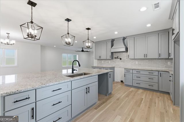 32 Church Street, Taylorsville, GA 30178