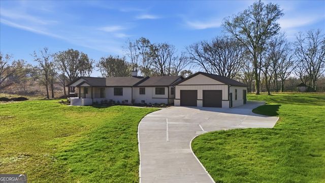 32 Church Street, Taylorsville, GA 30178