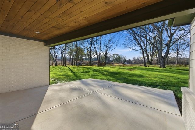 32 Church Street, Taylorsville, GA 30178