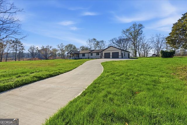 32 Church Street, Taylorsville, GA 30178