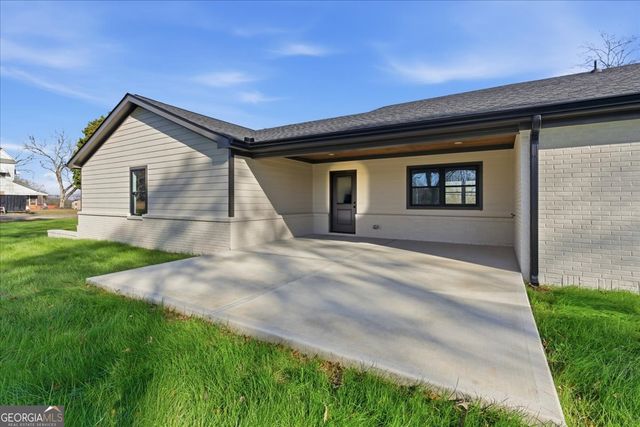 32 Church Street, Taylorsville, GA 30178