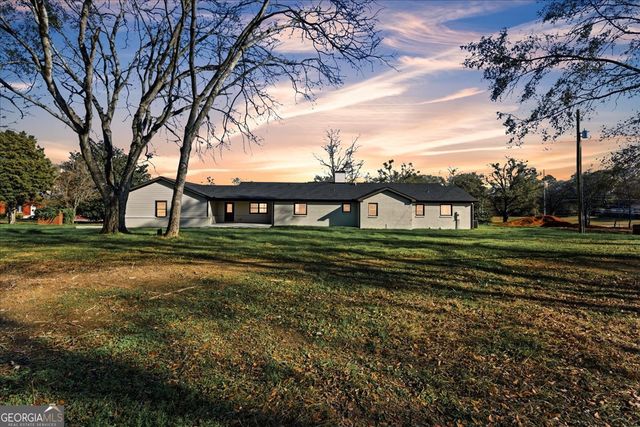 32 Church Street, Taylorsville, GA 30178