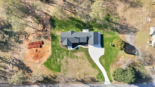 32 Church Street, Taylorsville, GA 30178