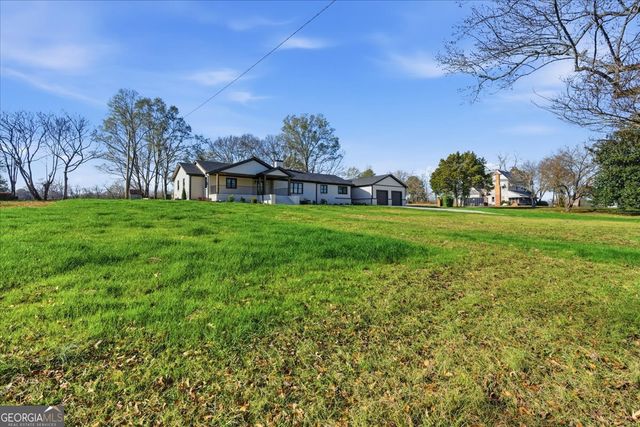 32 Church Street, Taylorsville, GA 30178