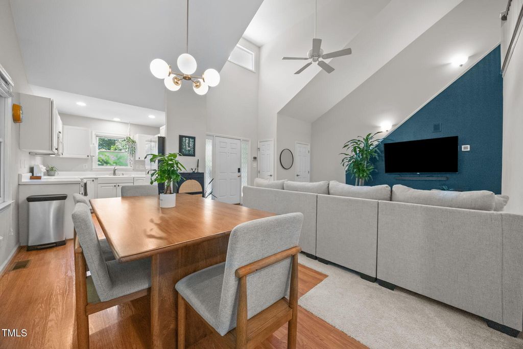 305 Mcgregor Drive Unit B, Chapel Hill, NC 27514