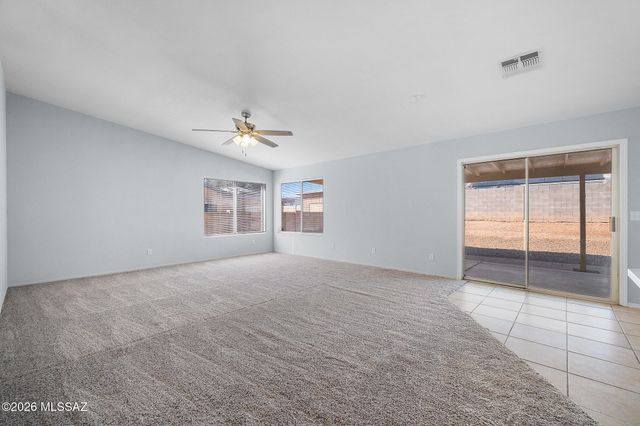 10235 E Rainbow Meadow Drive, Tucson, AZ 85747