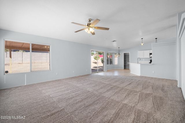 10235 E Rainbow Meadow Drive, Tucson, AZ 85747