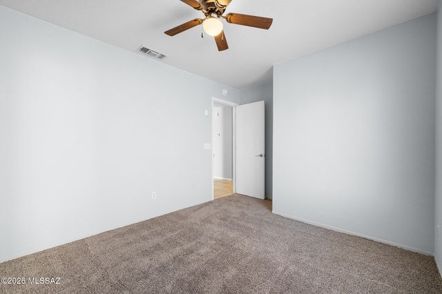 10235 E Rainbow Meadow Drive, Tucson, AZ 85747