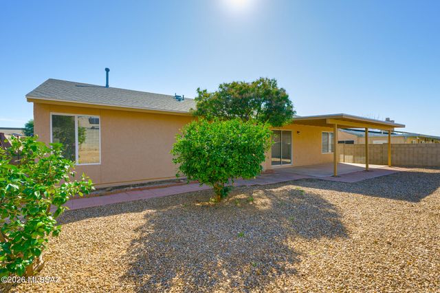 10235 E Rainbow Meadow Drive, Tucson, AZ 85747