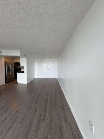 9682 Fontainebleau Boulevard 603, Miami, FL 33172