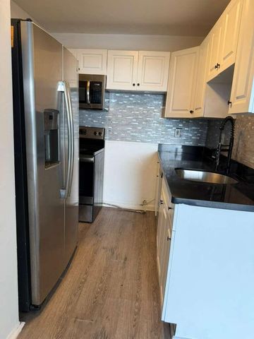 9682 Fontainebleau Boulevard 603, Miami, FL 33172