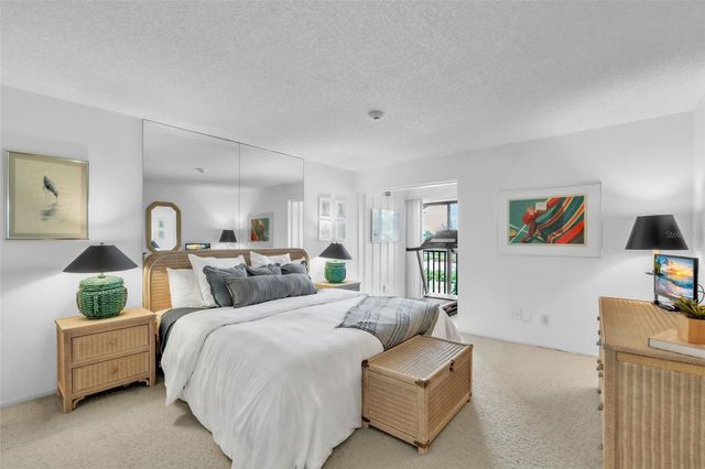 5635 GULF OF MEXICO DRIVE 202, Longboat Key, FL 34228